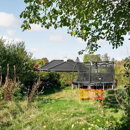 Vakantiehuis In With Kitchen Malling